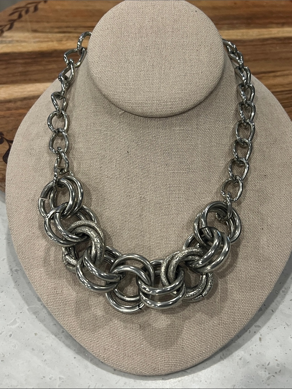 Guess Silver-Tone Interlinked Statement Necklace